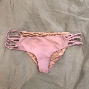 Acacia La Riviera Bottoms